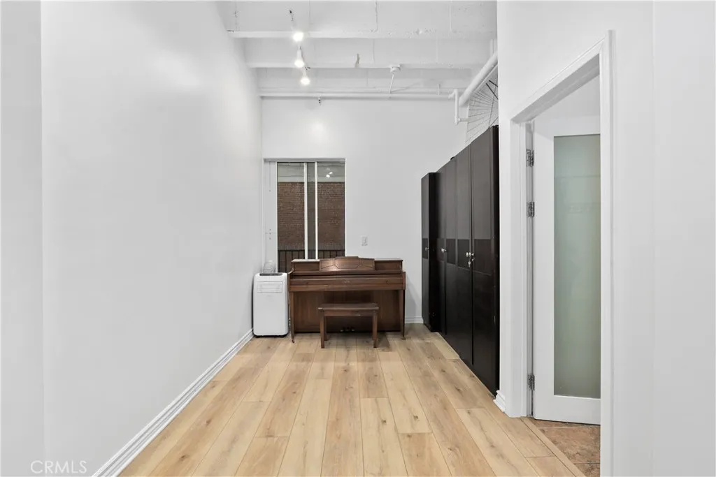 312 W 5th Street 507, Los Angeles, California 90013 home-pic-9